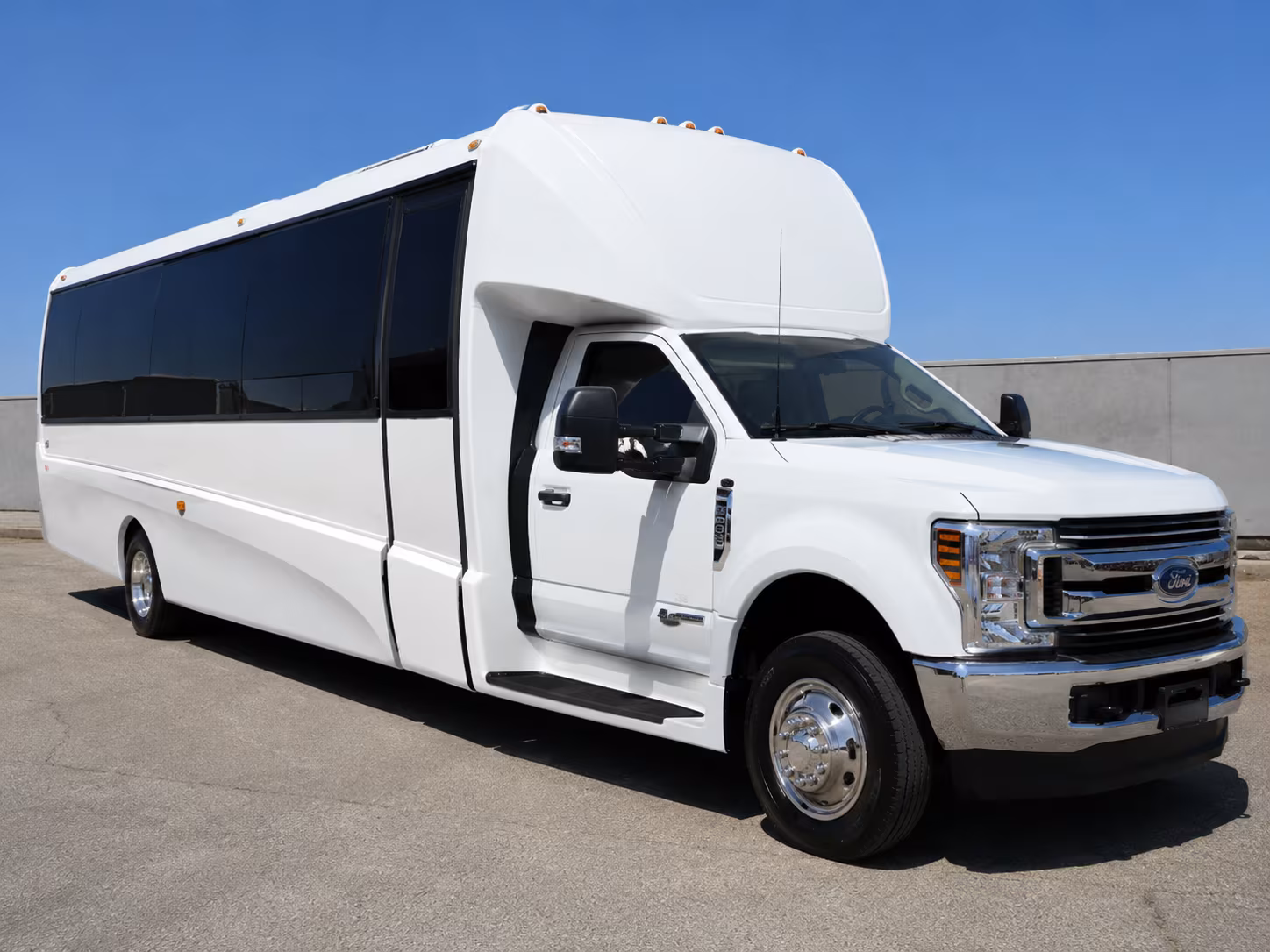 pueblo bus rentals