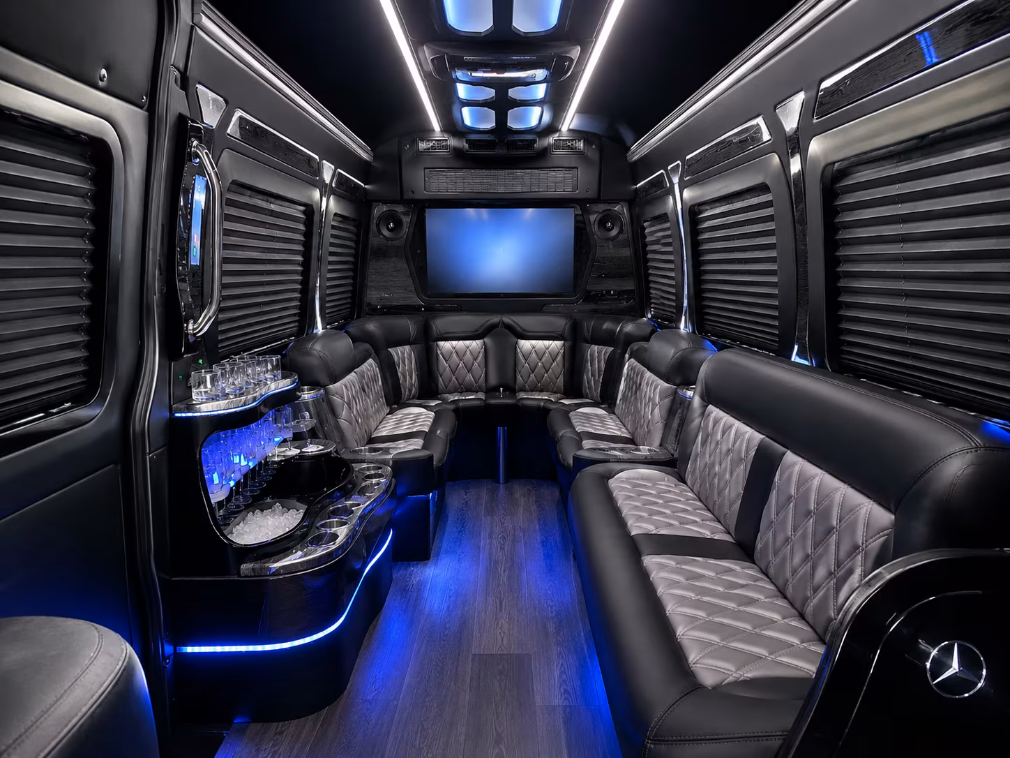 santafecharterbuscompany com puts every bus type and price in one place for santa fe prom