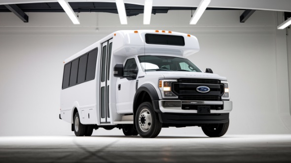 santa fe 20 passenger minibus
