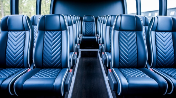 santa fe 25 passenger minibus rental
